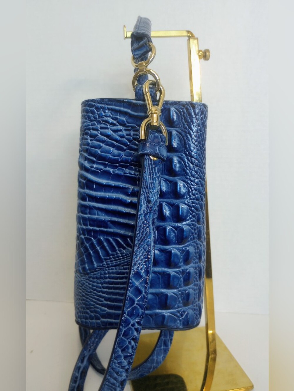 Brahmin Amelia Bucket Bag In Bluebonnet, Crocodile Embossed Leather Crossbody - Picture 6 of 9